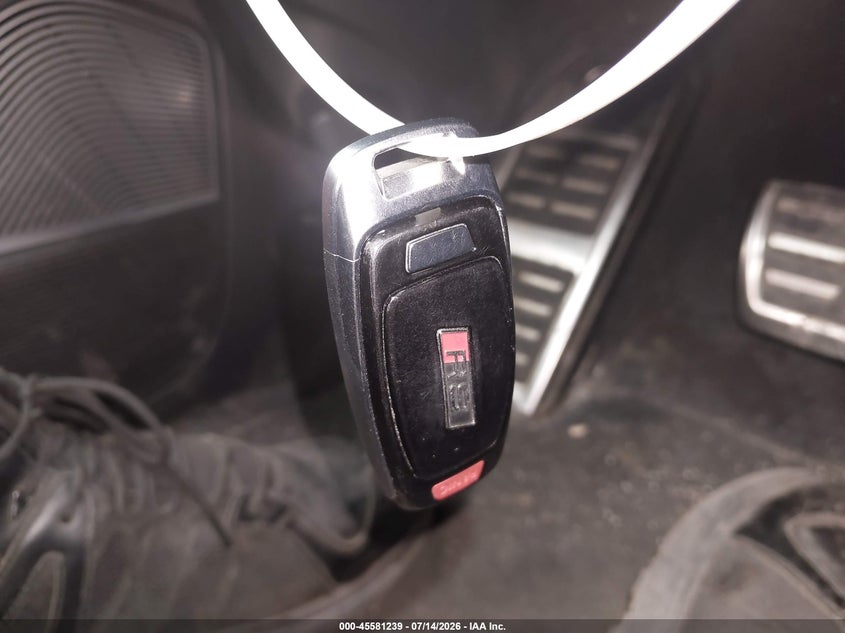 2025 Audi Rs Q8 Quattro Tiptronic VIN: WU1ARBF16SD021505 Lot: 45581239