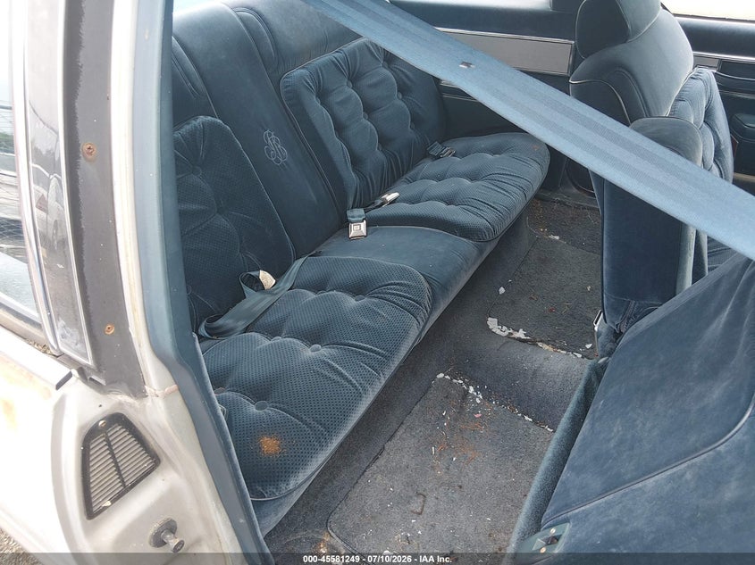 AtlanticExpress - Oldsmobile Delta 88