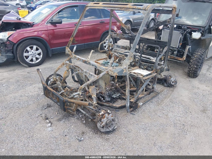 2015 POLARIS RANGER auction photo 2
