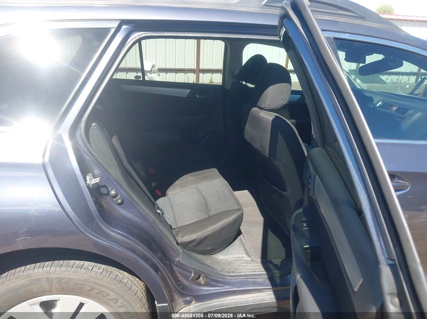 2017 SUBARU OUTBACK auction photo 8