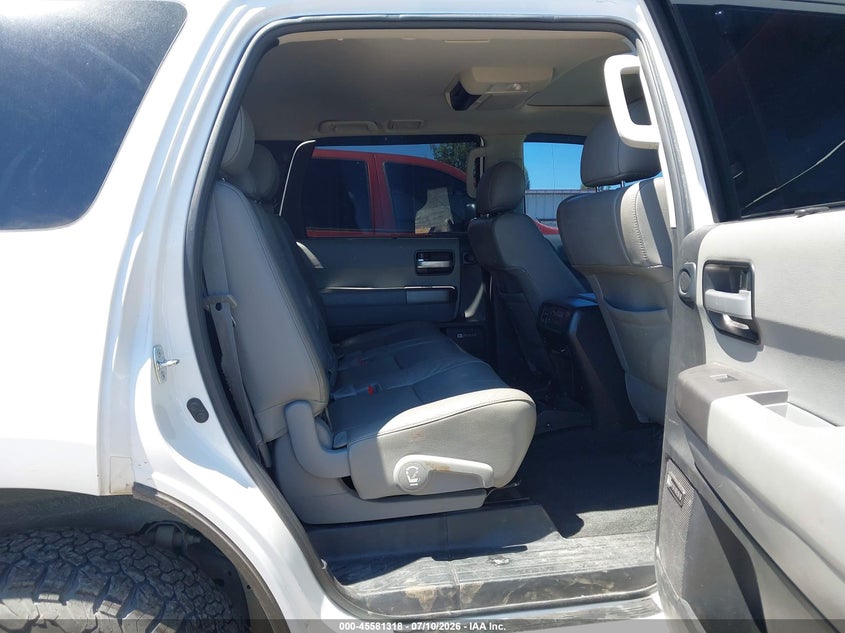 2012 Toyota Sequoia Limited 5.7L V8 VIN: 5TDJY5G17CS066281 Lot: 45581318