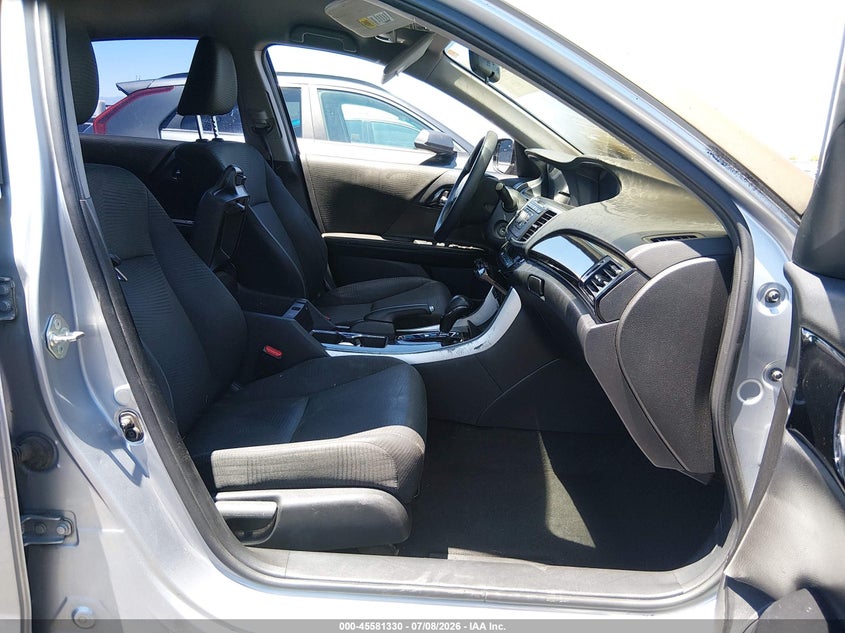 2017 HONDA ACCORD auction photo 5