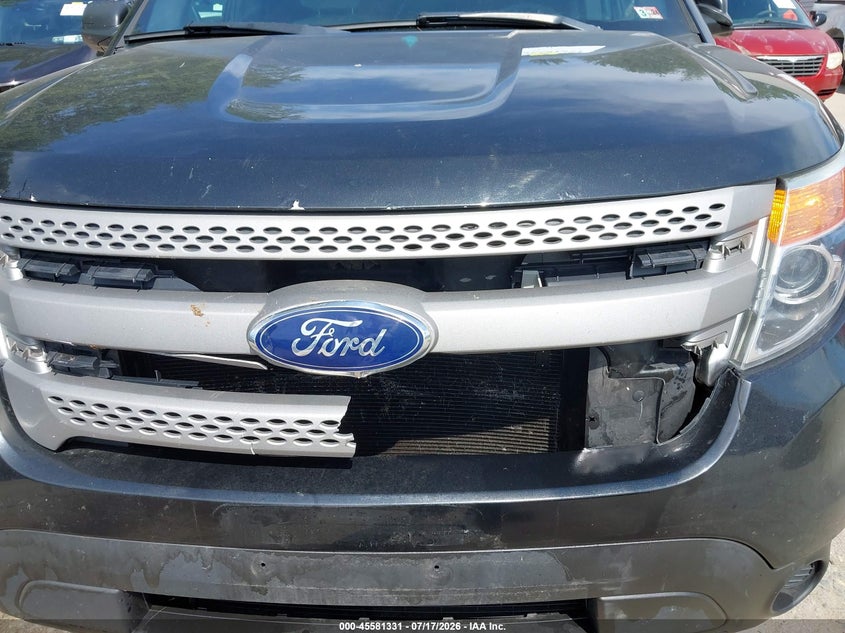 2013 FORD EXPLORER auction photo 6