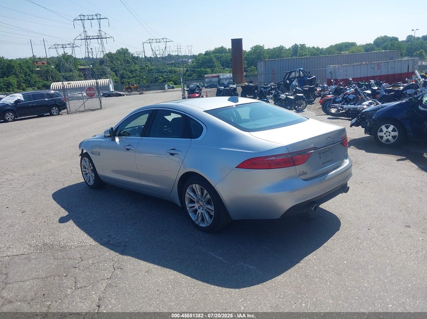 Vin: sajbj4bv9hcy34964, lot: 46079735, jaguar xf 35t premium 20173