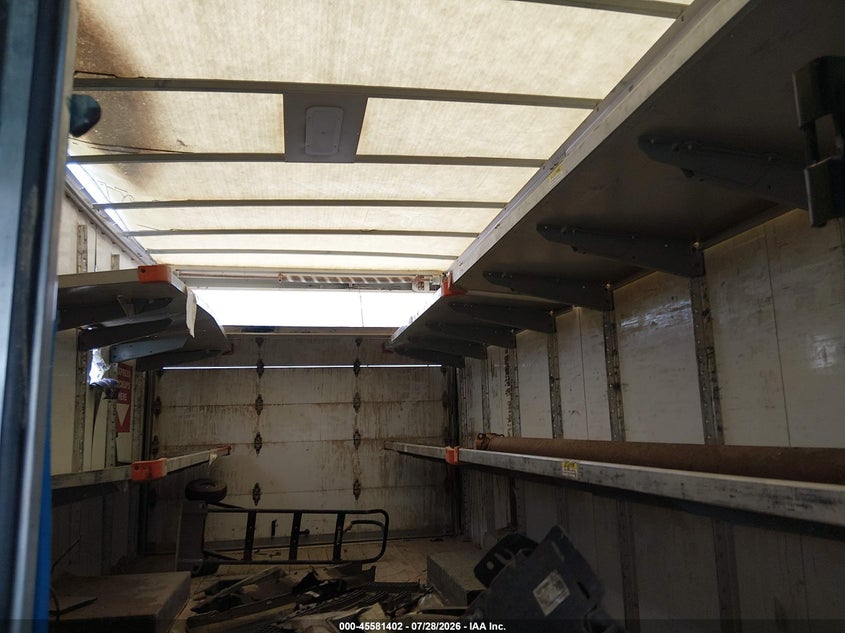 2023 FORD E-450 CUTAWAY auction photo 6