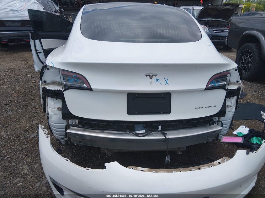 2019 Tesla Model 3 Long Range/Performance VIN: 5YJ3E1EB9KF392382 Lot: 45581403