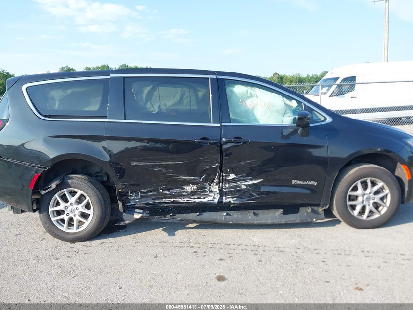 2022 Chrysler Voyager Lx VIN: 2C4RC1CG8NR103886 Lot: 45581419
