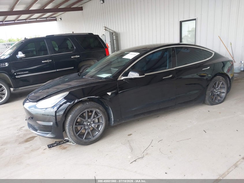 2019 TESLA MODEL 3 auction photo 2