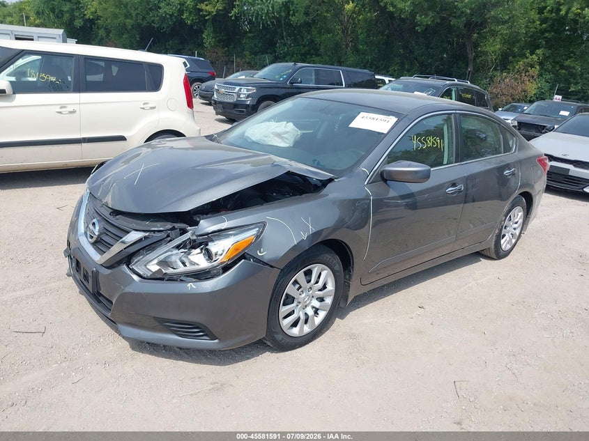 2017 Nissan Altima, Удар спереди, IAAI, VIN 1N4AL3AP0HC135195 — фото 2