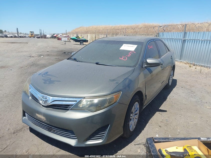 2013 TOYOTA CAMRY auction photo 6