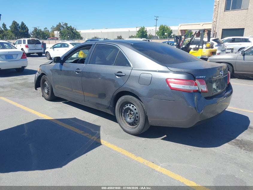 2010 TOYOTA CAMRY auction photo 3