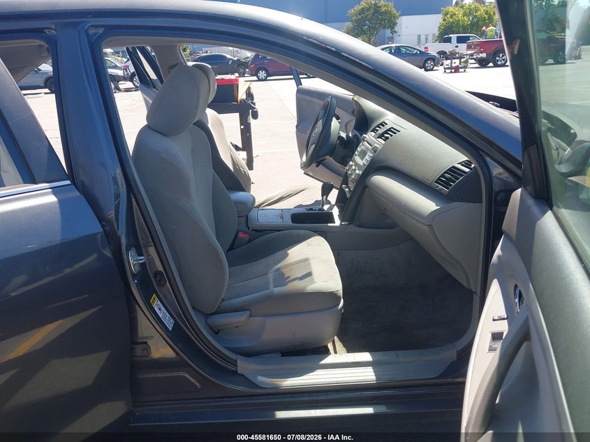 2010 TOYOTA CAMRY auction photo 5