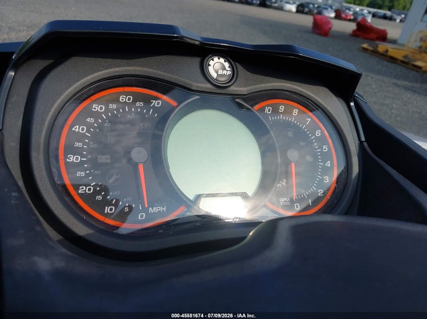 2018 SEADOO GTX-300 LIMITED auction photo 7