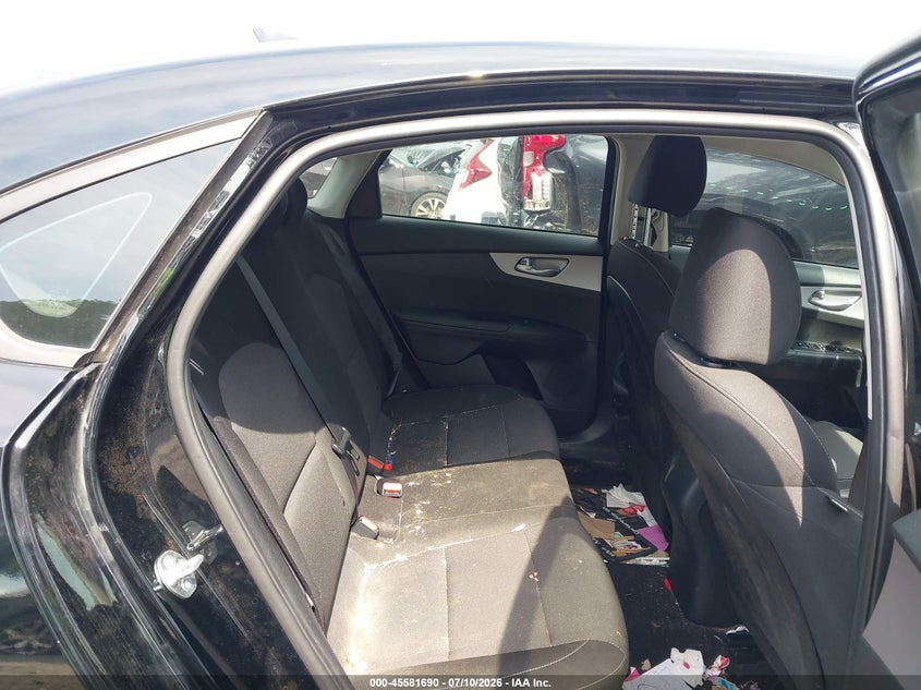 2024 KIA FORTE auction photo 8