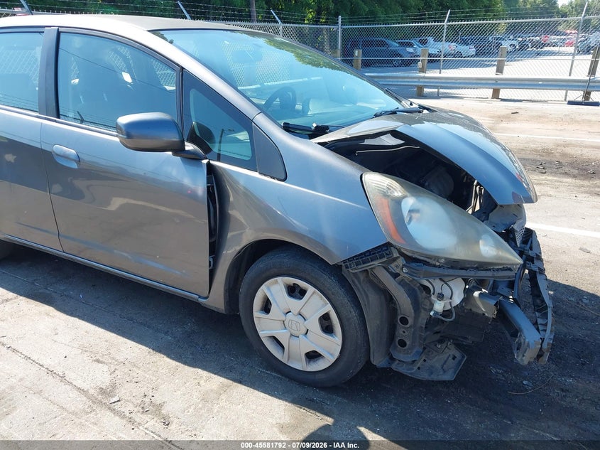 2013 HONDA FIT · Фото 6