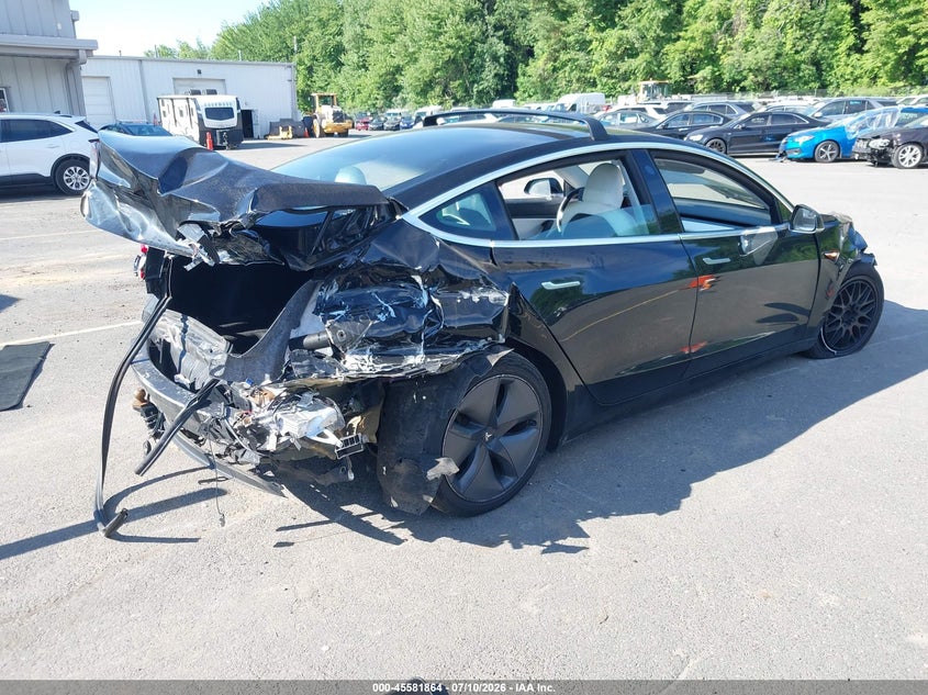 2019 TESLA MODEL 3 auction photo 4