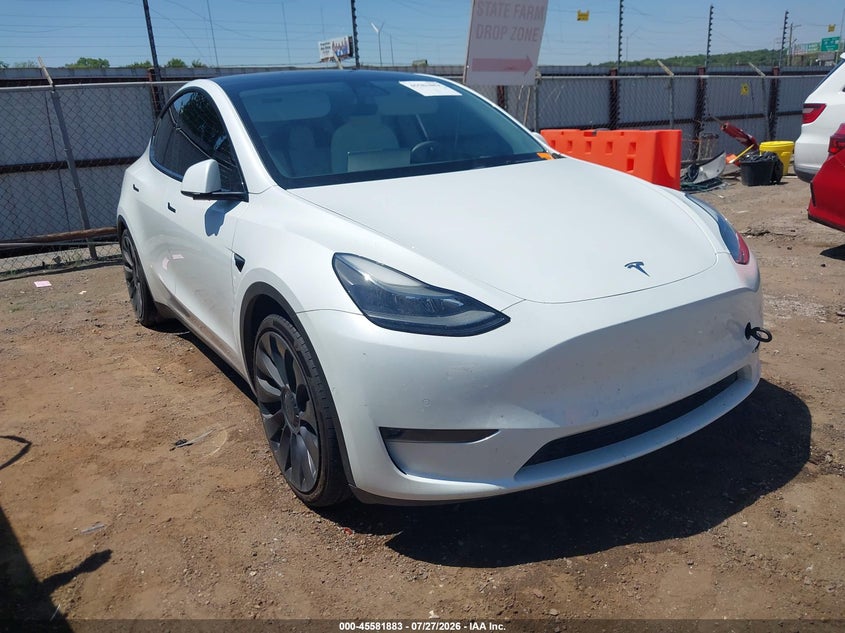 TESLA MODEL Y - zdjęcie 1
