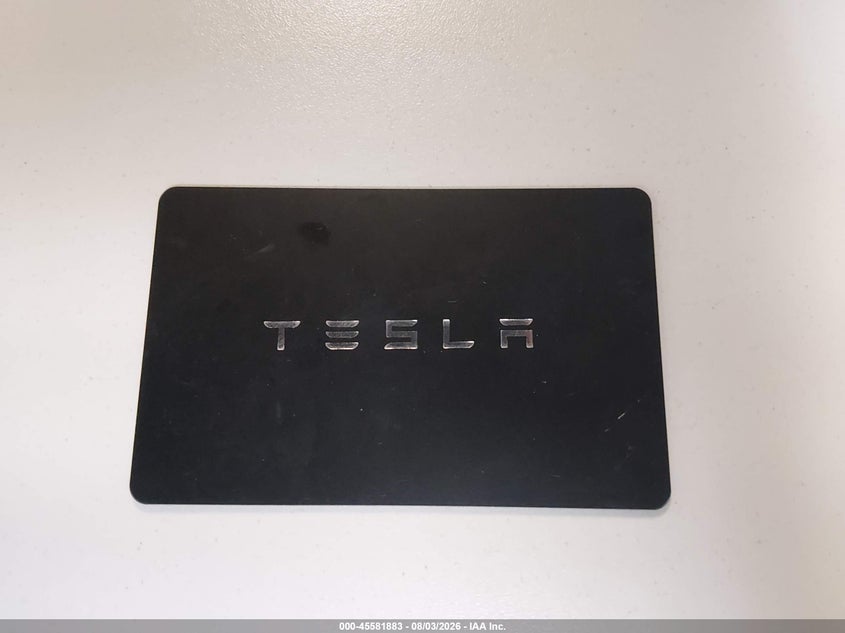 TESLA MODEL Y - zdjęcie 11
