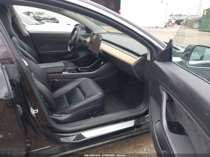 2018 TESLA MODEL 3 SEDAN ELECTRIC