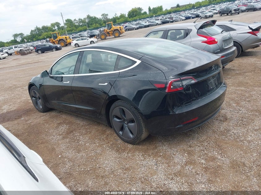 2018 TESLA MODEL 3 auction photo 3