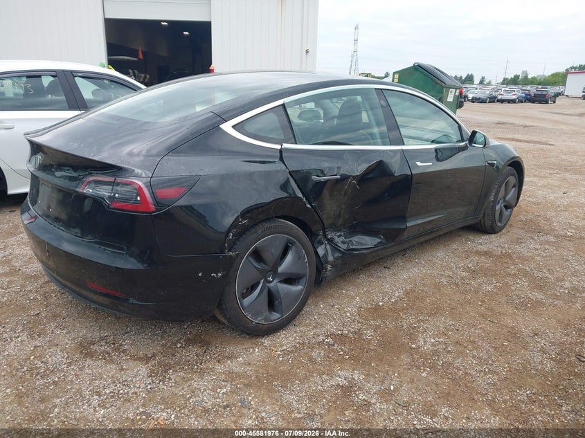 2018 TESLA MODEL 3 auction photo 4