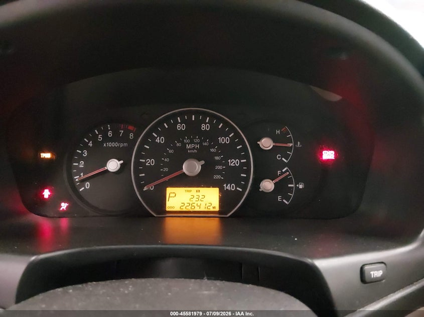 2010 Kia Rondo Lx VIN: KNAHG8C90A7299311 Lot: 45581979