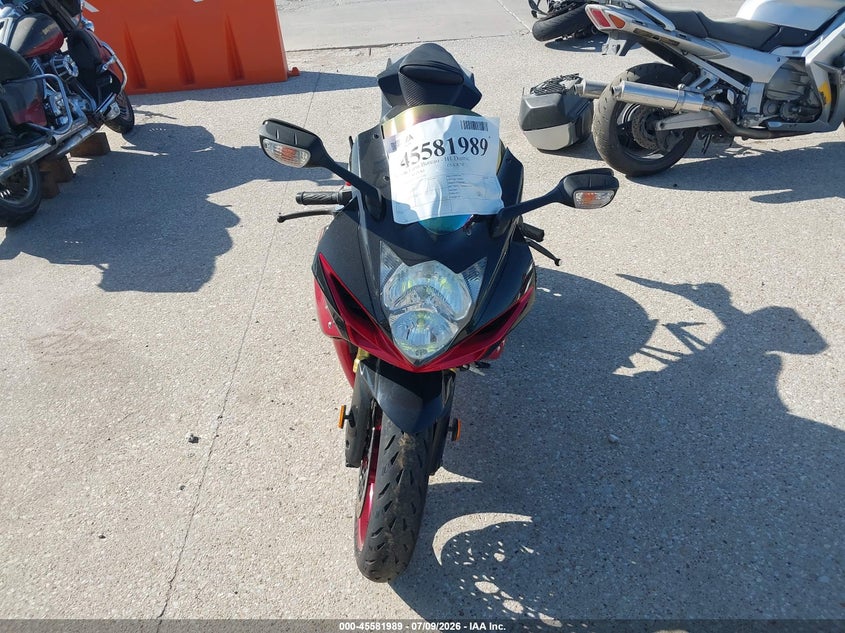 2018 Suzuki Gsx-R750 VIN: JS1GR7MA5J2101499 Lot: 45581989