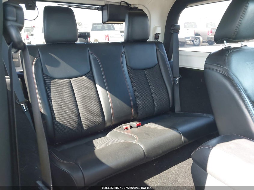 2016 JEEP WRANGLER auction photo 8
