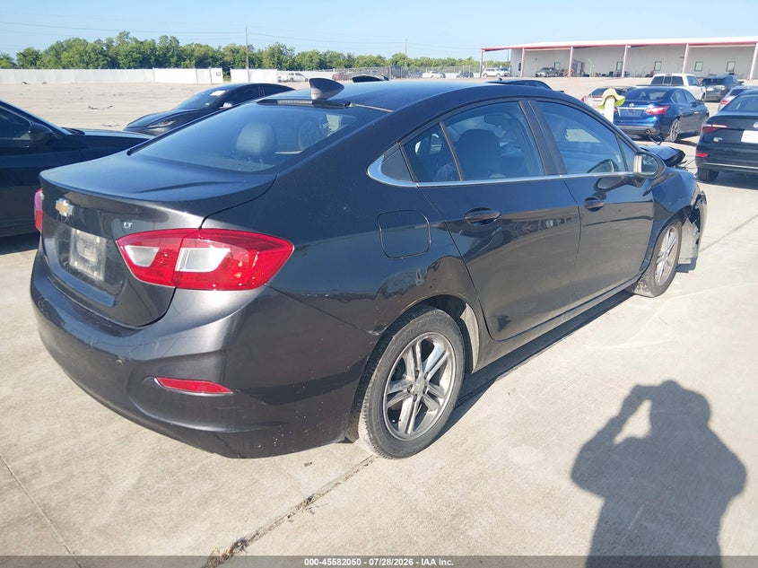 Vin: 1g1be5sm4h7230711, lot: 46080403, chevrolet cruze lt auto 20174