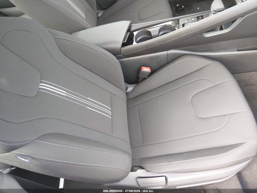 2026 HYUNDAI ELANTRA auction photo 8