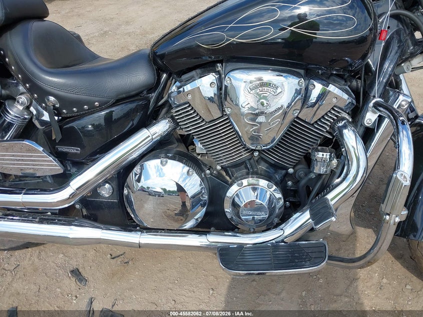 2006 HONDA VTX1800 auction photo 8