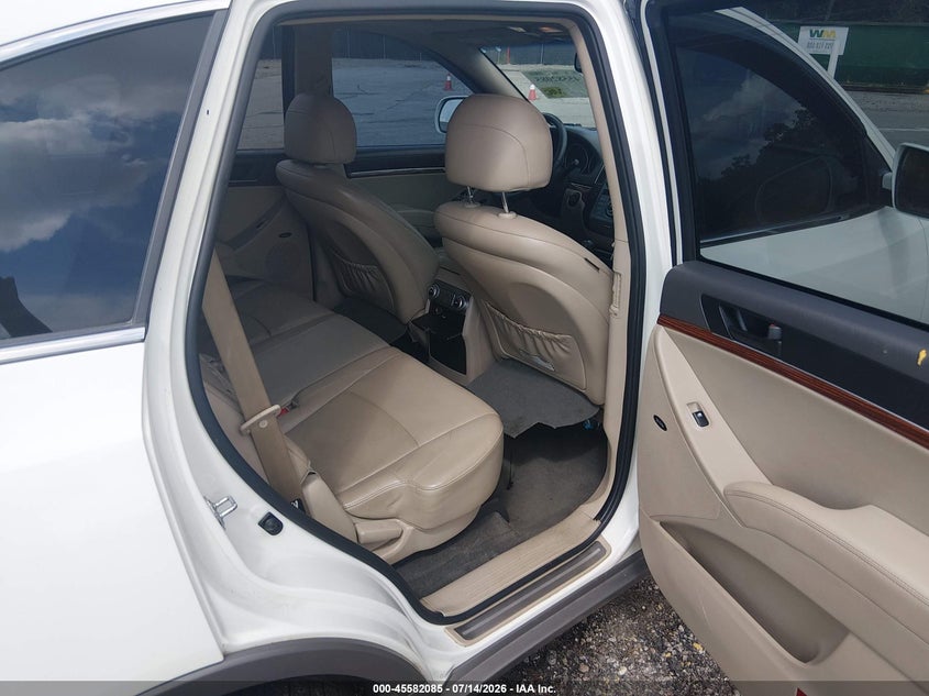 2012 Hyundai Veracruz Limited VIN: KM8NUDCC3CU187573 Lot: 45582085