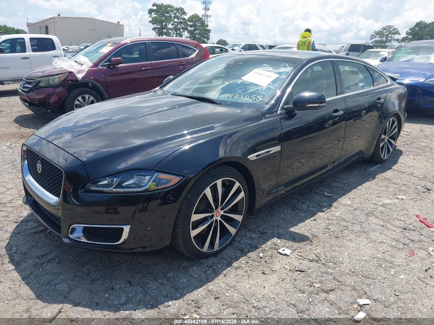2019 Jaguar Xj Xj50 V6/Xjl Portfolio VIN: SAJWJ2GD3K8W21055 Lot: 45582109