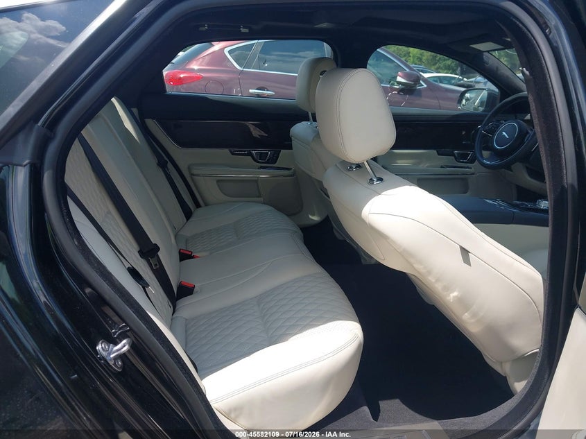 2019 Jaguar Xj Xj50 V6/Xjl Portfolio VIN: SAJWJ2GD3K8W21055 Lot: 45582109