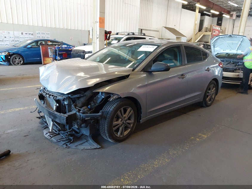 2017 HYUNDAI ELANTRA auction photo 2