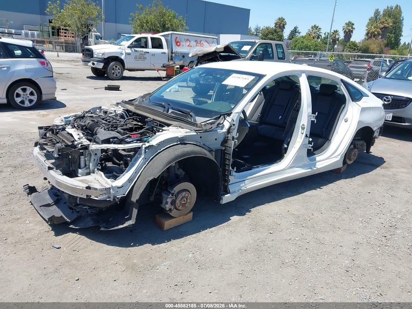 2018 HONDA ACCORD auction photo 2