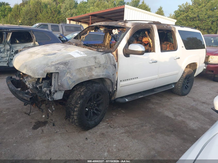 2007 CHEVROLET SUBURBAN auction photo 2