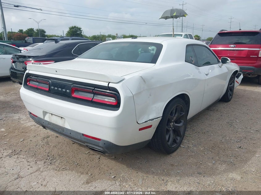 Vin: 2c3cdzbt2hh652014, lot: 46080595, dodge challenger r/t 20174