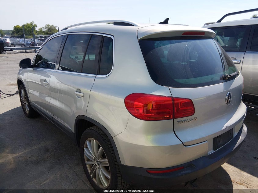 2013 VOLKSWAGEN TIGUAN auction photo 3