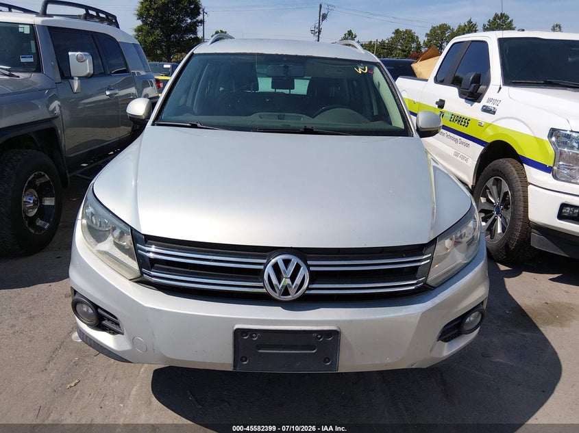 2013 VOLKSWAGEN TIGUAN auction photo 6