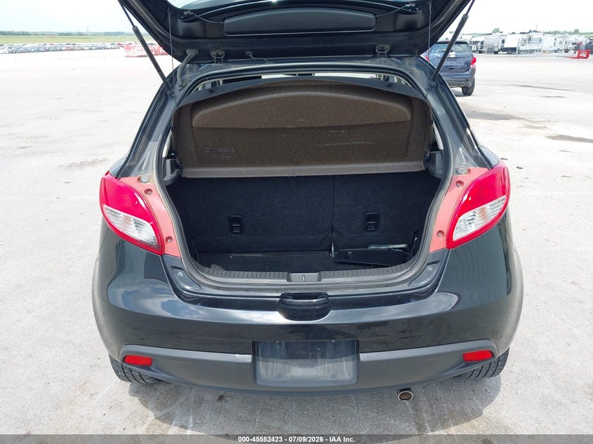 2011 Mazda Mazda2 Touring VIN: JM1DE1HY9B0127951 Lot: 45582423