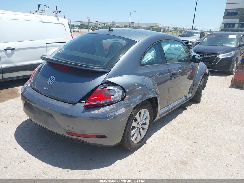 2018 Volkswagen Beetle 2.0T Coast/2.0T S VIN: 3VWFD7AT2JM714577 Lot: 45582466