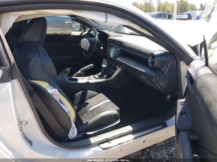 2024 Toyota Gr86 Premium VIN: JF1ZNBE13R8757548 Lot: 45582555