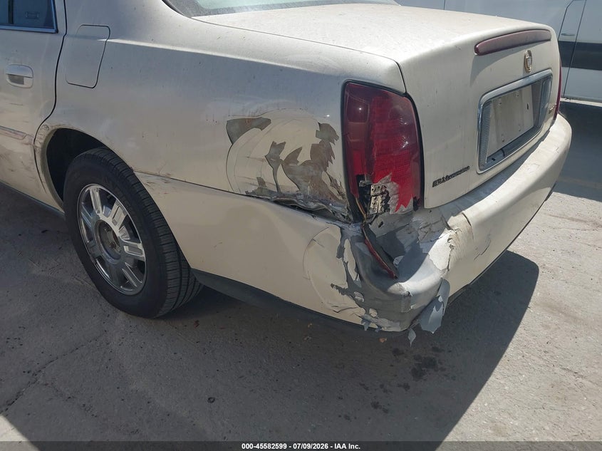 2003 CADILLAC DEVILLE auction photo 6