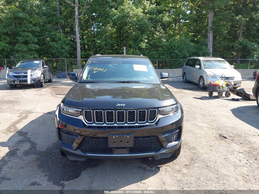 JEEP GRAND CHEROKEE - zdjęcie 12