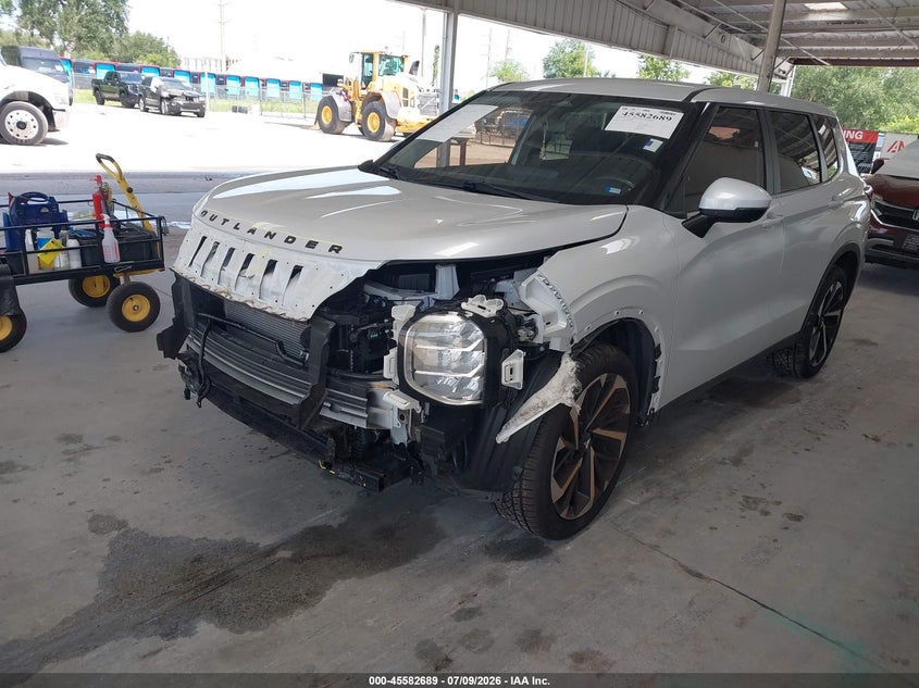 2022 Mitsubishi Outlander Black Edition 2Wd/Se 2.5 2Wd/Se Launch Edition 2Wd, Front End, IAAI, VIN JA4J3UA84NZ084201 — photo 2