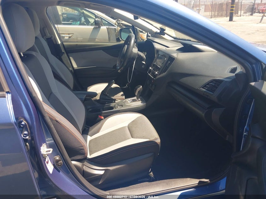 2019 SUBARU CROSSTREK auction photo 5