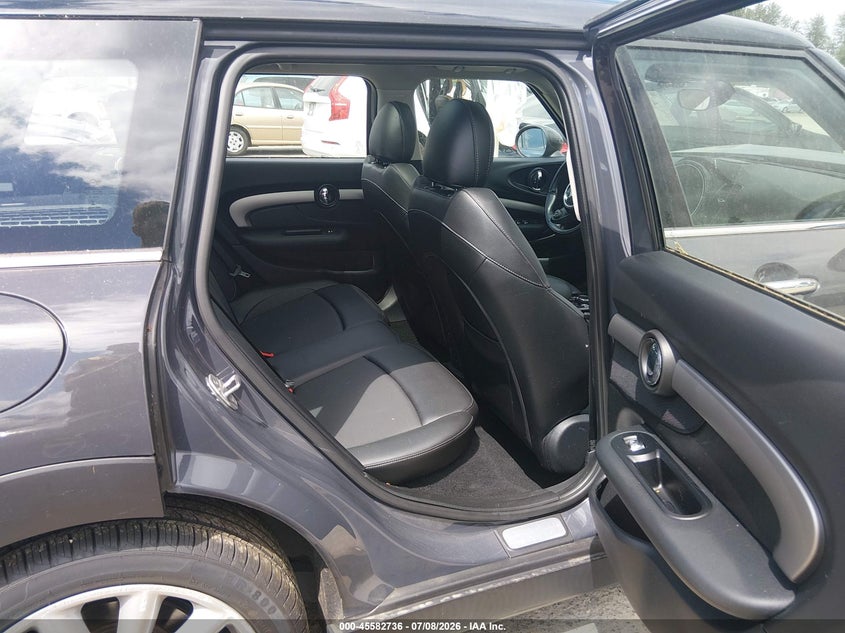 2017 MINI CLUBMAN auction photo 8