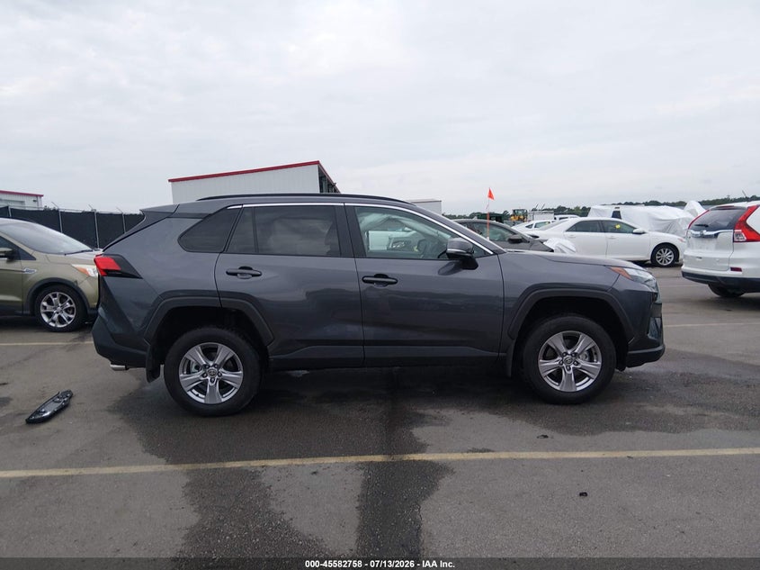 TOYOTA RAV4 - zdjęcie 13