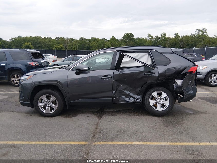 TOYOTA RAV4 - zdjęcie 14